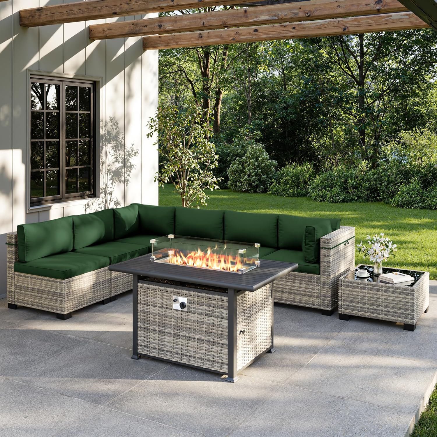 Outdoor Furniture Set With Fire Pit - Set di Mobili da Esterno a