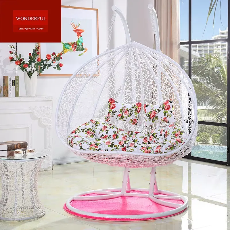 Poltrona Sospesa a Dondolo in  - Hanging Egg Chair recensione e prezzo